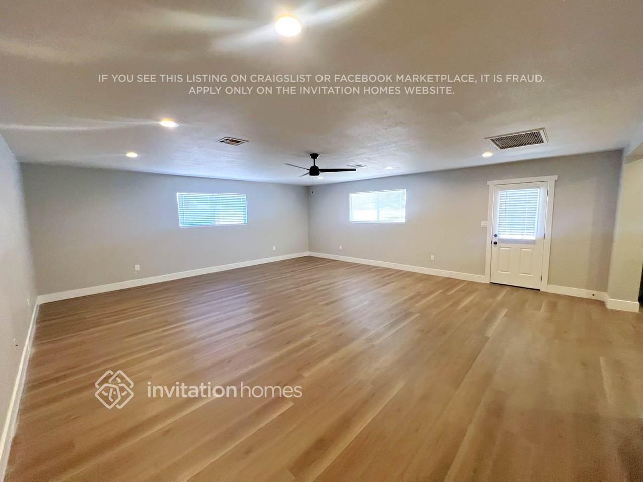 856 E 9th Ave - Photo 5 of 11