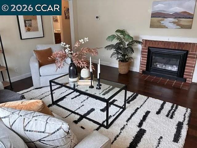 1331 Pear Drive - Photo 6 of 33