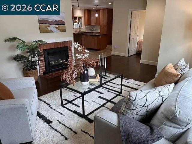 1331 Pear Drive - Photo 5 of 33