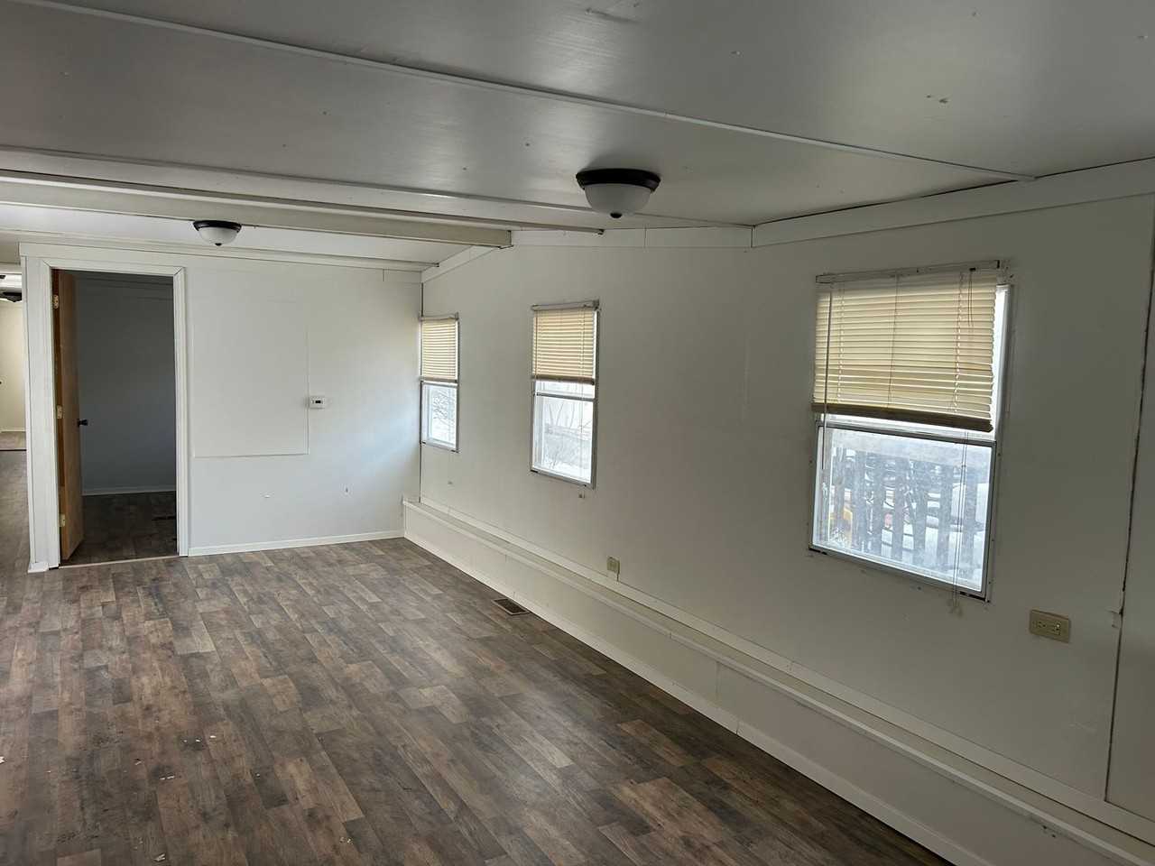 Cottonwood Village LLC - Photo 3 of 9