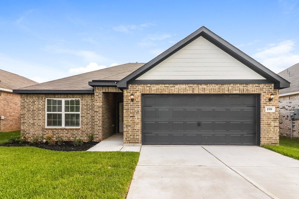 198 Emma Rose Dr