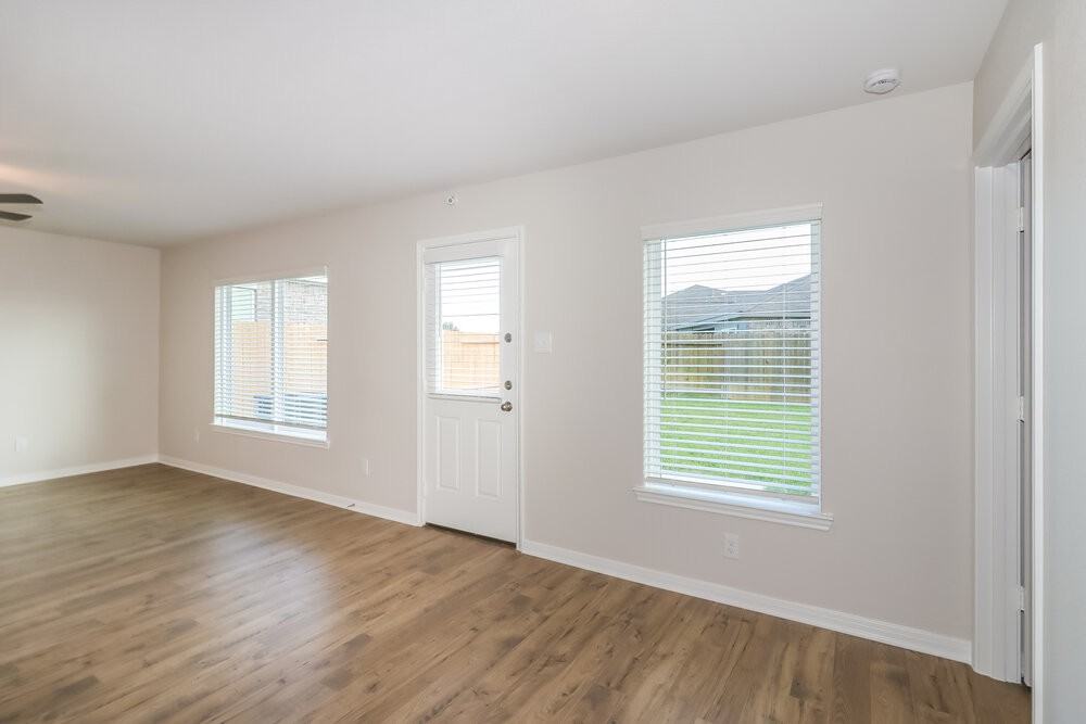 198 Emma Rose Dr - Photo 5 of 16