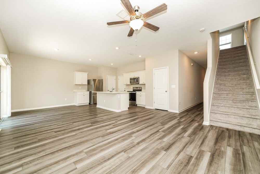 2052 Harris Hawk Ave - Photo 4 of 17