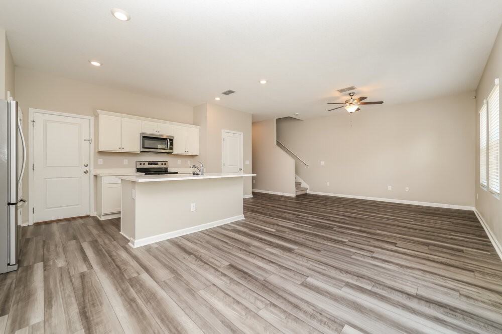 2052 Harris Hawk Ave - Photo 6 of 17