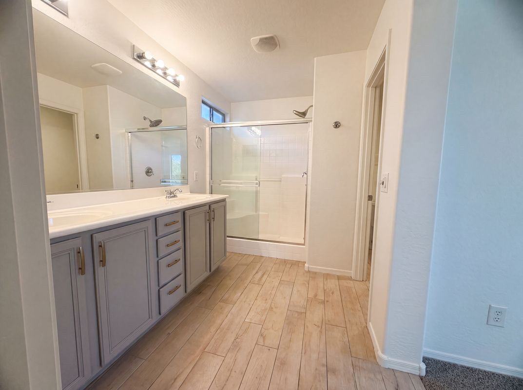3299 E Tyson St - Photo 7 of 11
