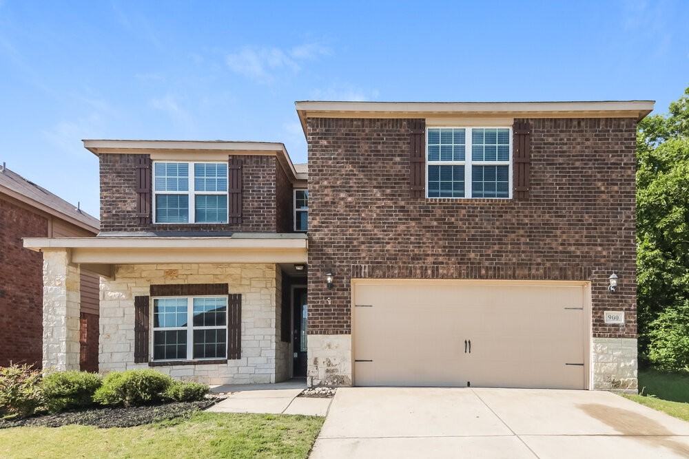 900 Princewood Dr