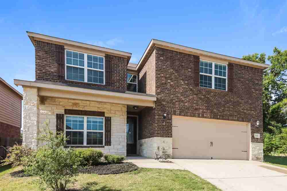900 Princewood Dr - Photo 4 of 17