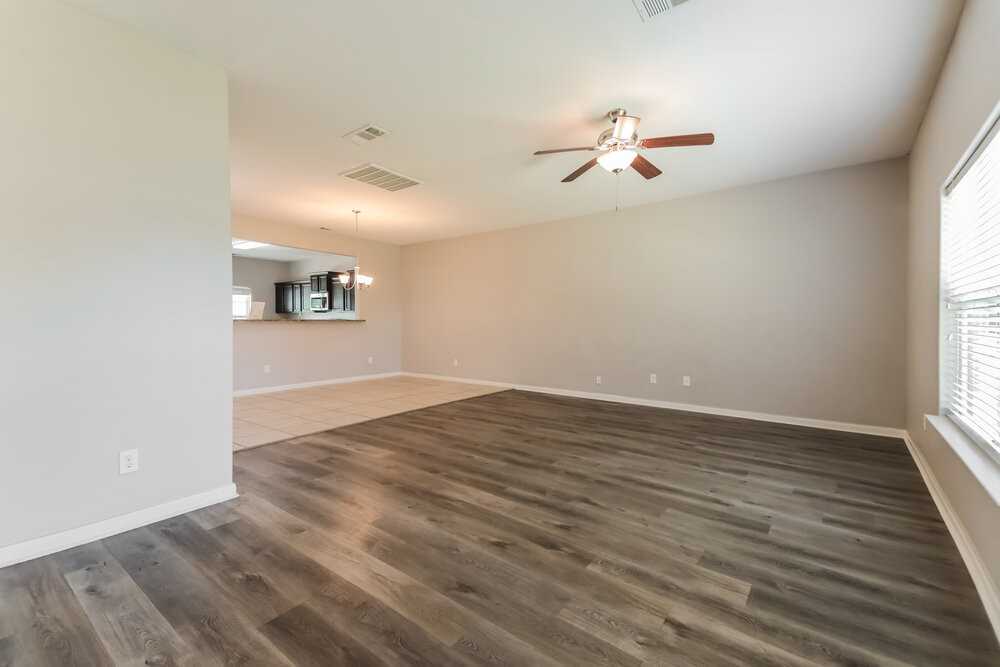 900 Princewood Dr - Photo 6 of 17