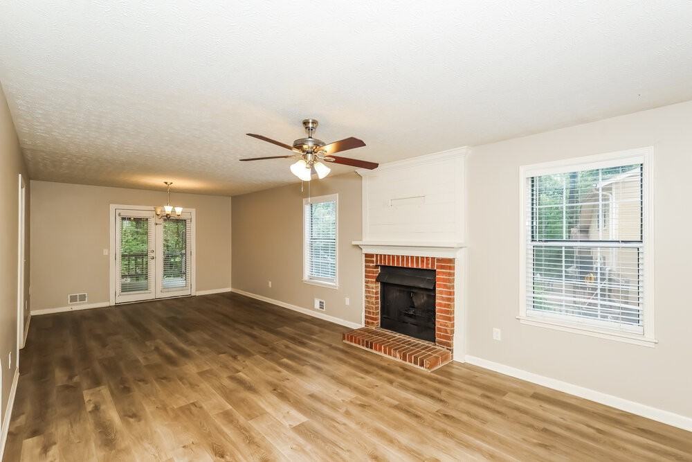 15 Valley Brook Dr - Photo 4 of 17