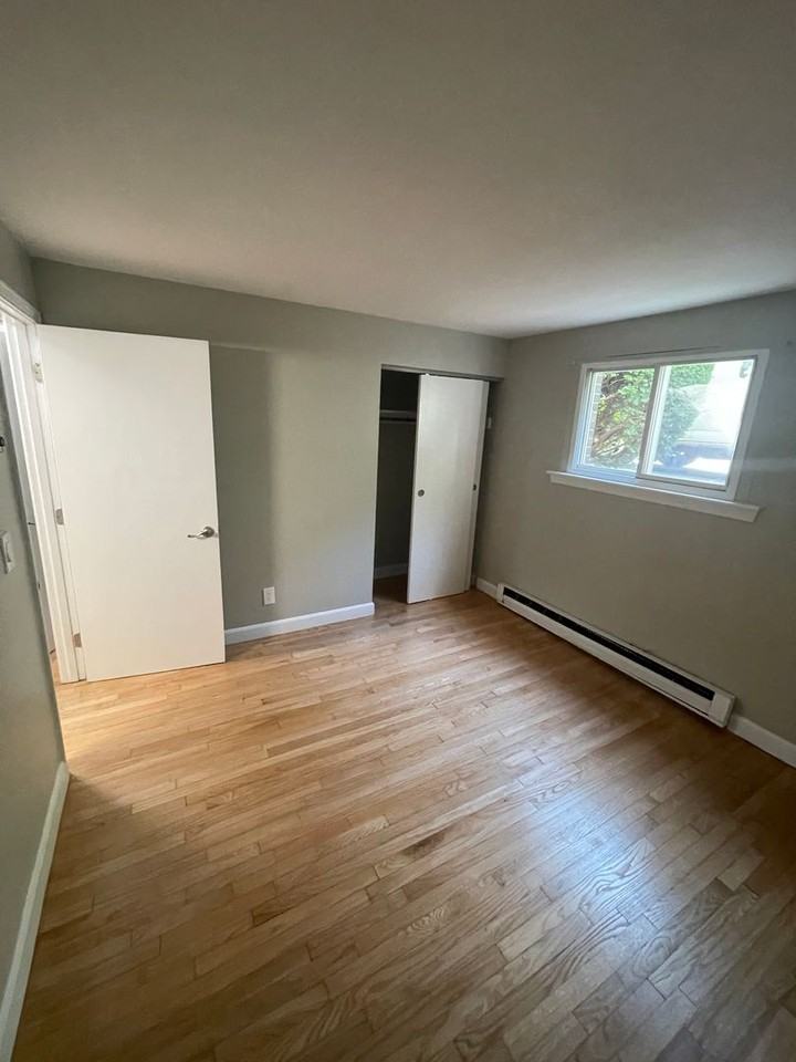 1791 Centre St - Photo 4 of 13
