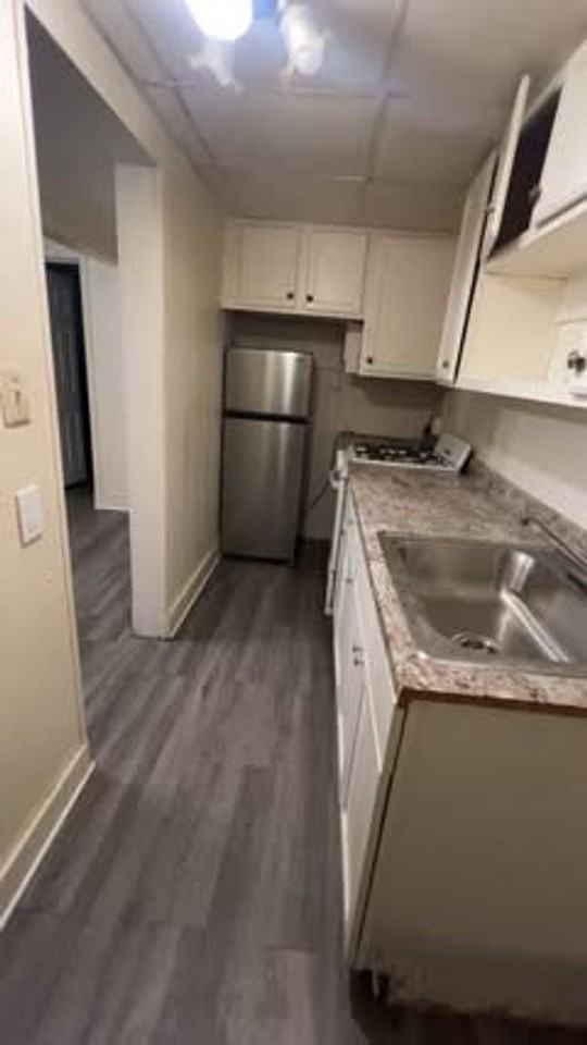 14 Park St - Photo 3 of 5