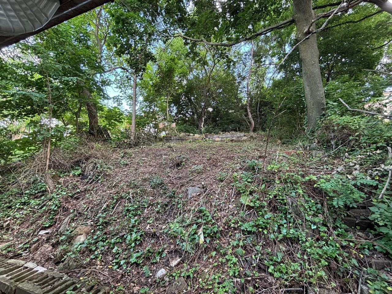 1409 Brookline Blvd - Photo 5 of 28