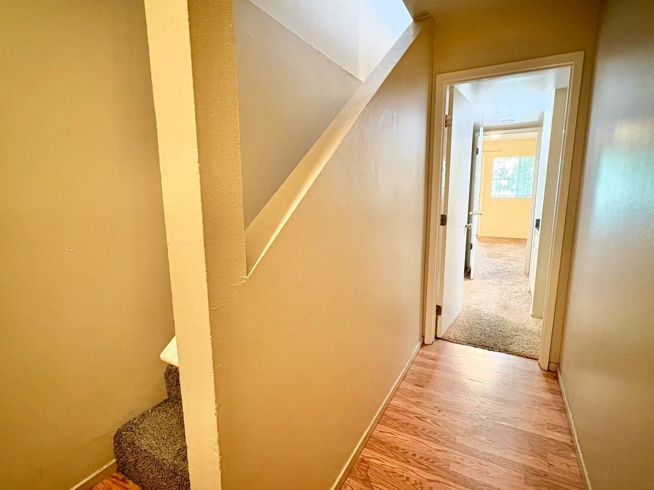 1185 E Foothill Blvd #20 - Photo 3 of 25