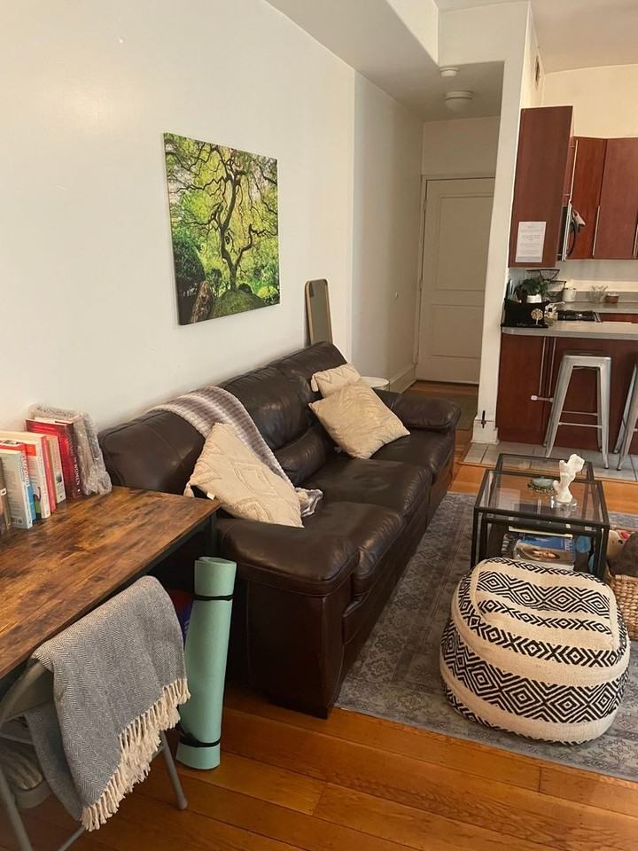 711 Walnut St - Photo 3 of 27