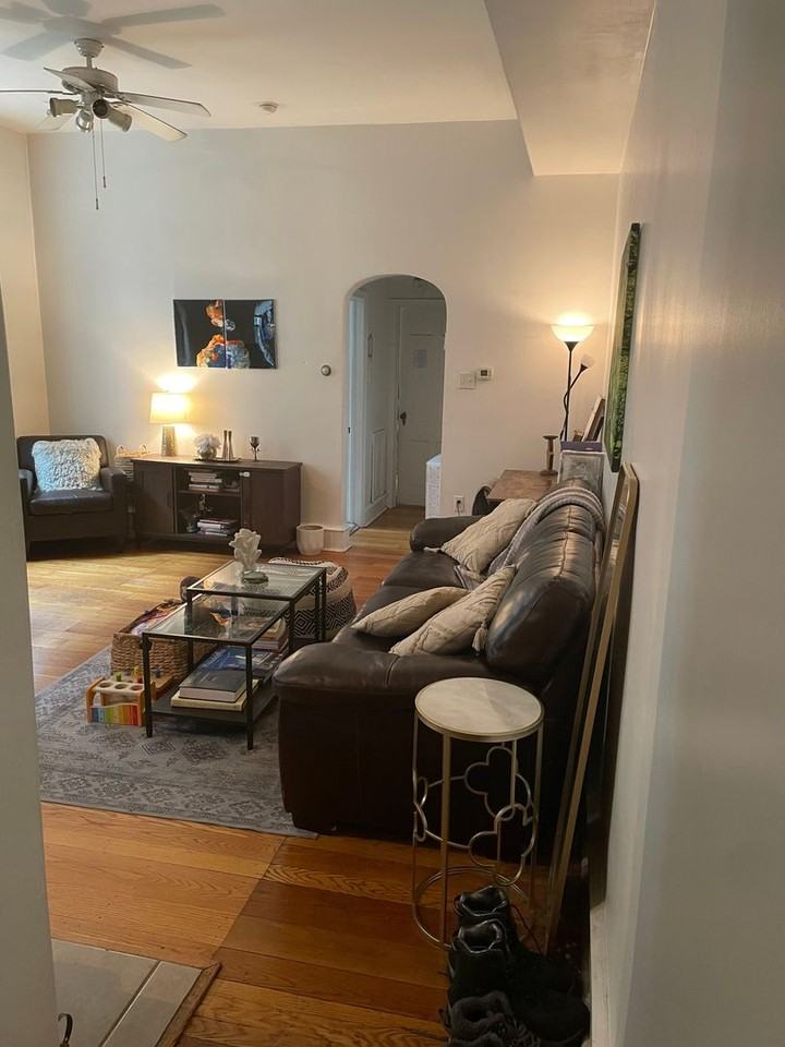 711 Walnut St - Photo 4 of 27