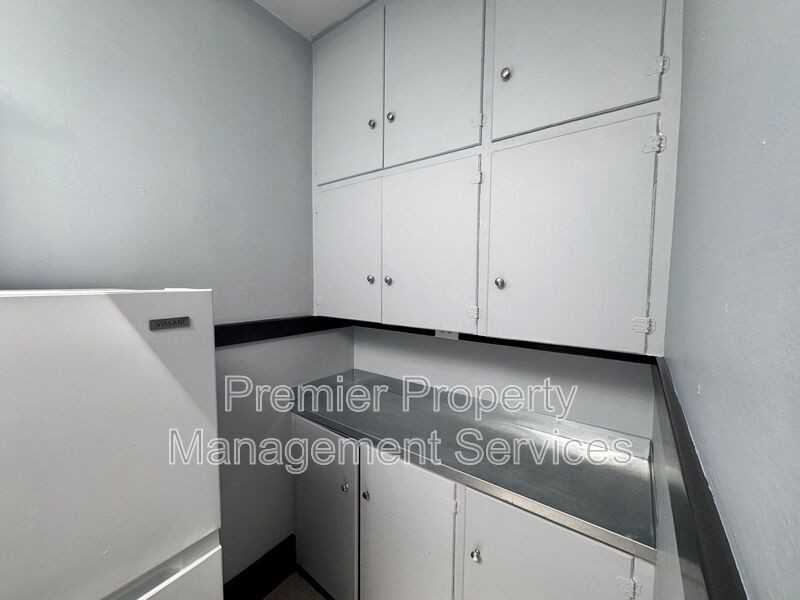 3018 1st Ave N #7 - Photo 7 of 13