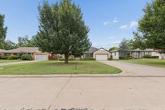 1108 Larchmont Ln - Photo 1 of 1