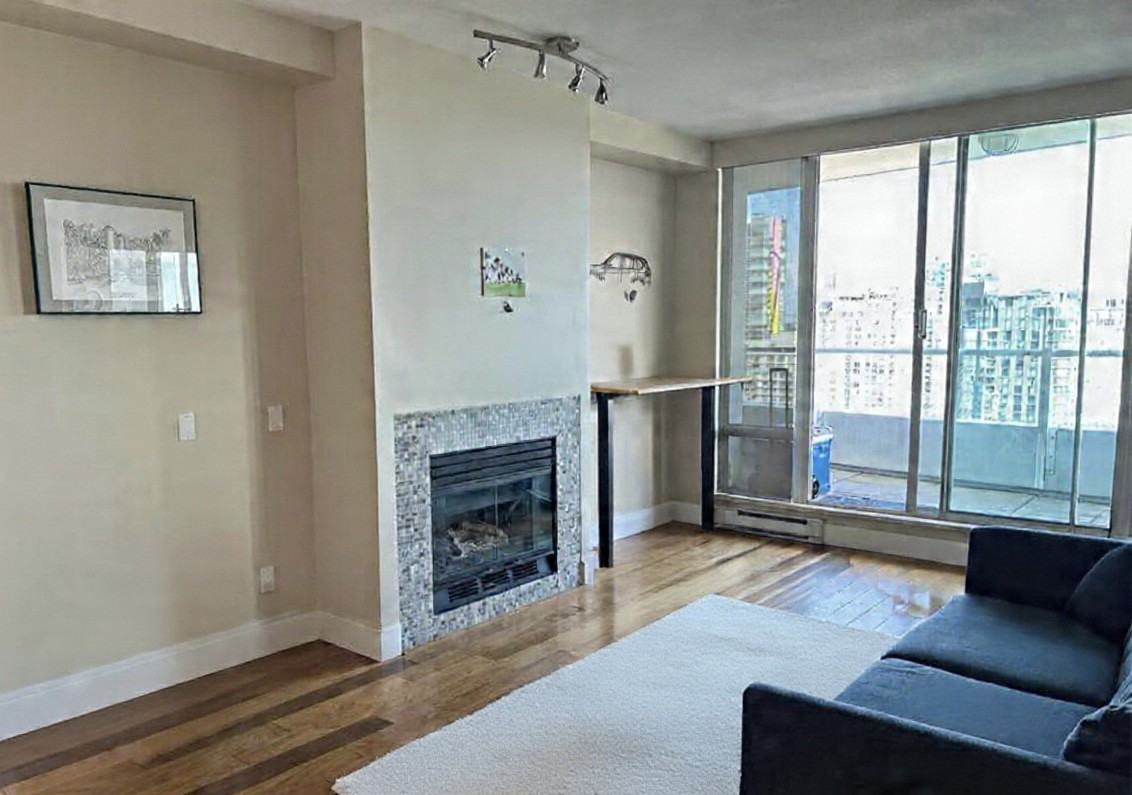 1500 Hornby St - Photo 4 of 20