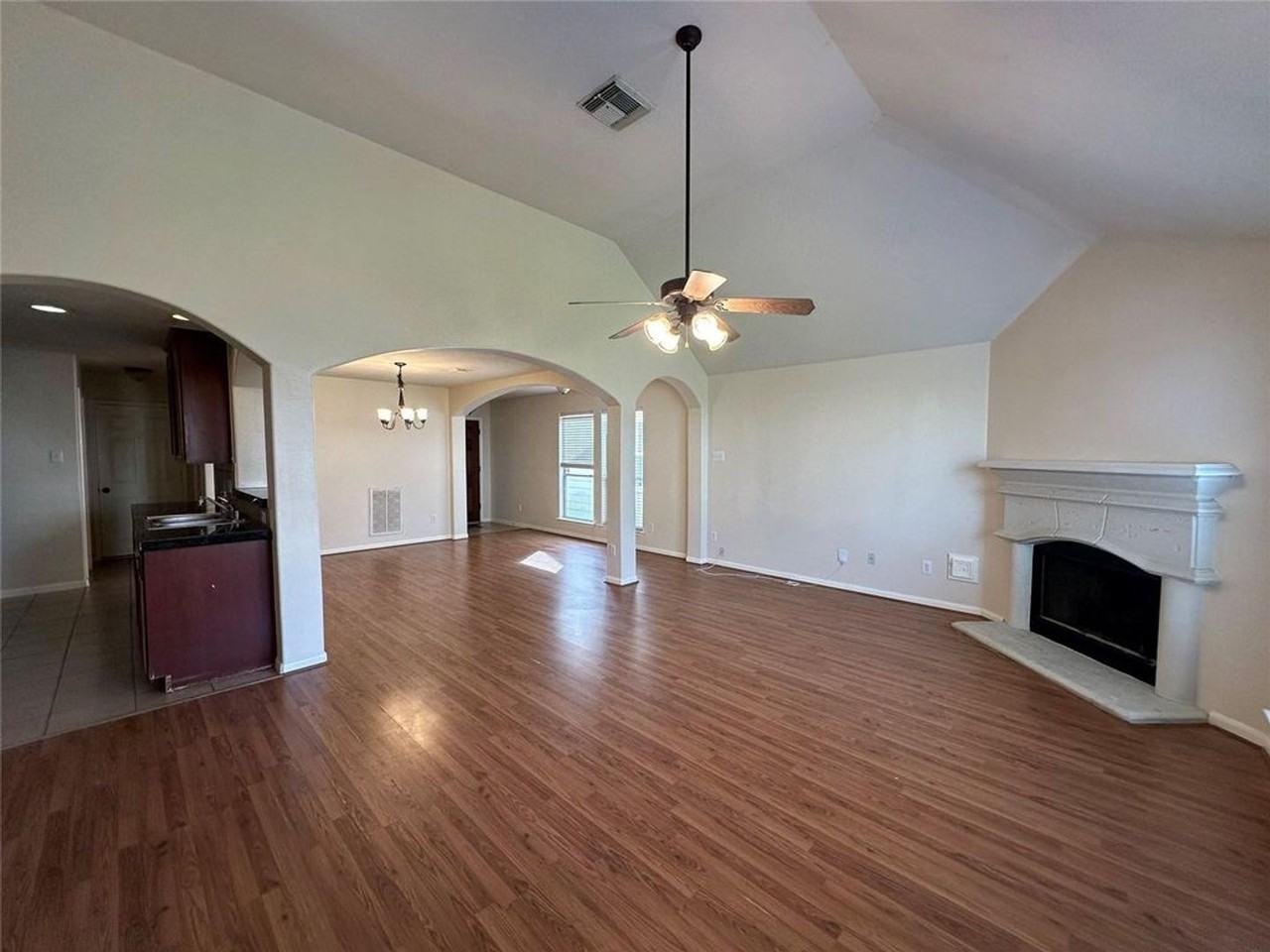 10903 Tobar Falls Cir - Photo 2 of 13