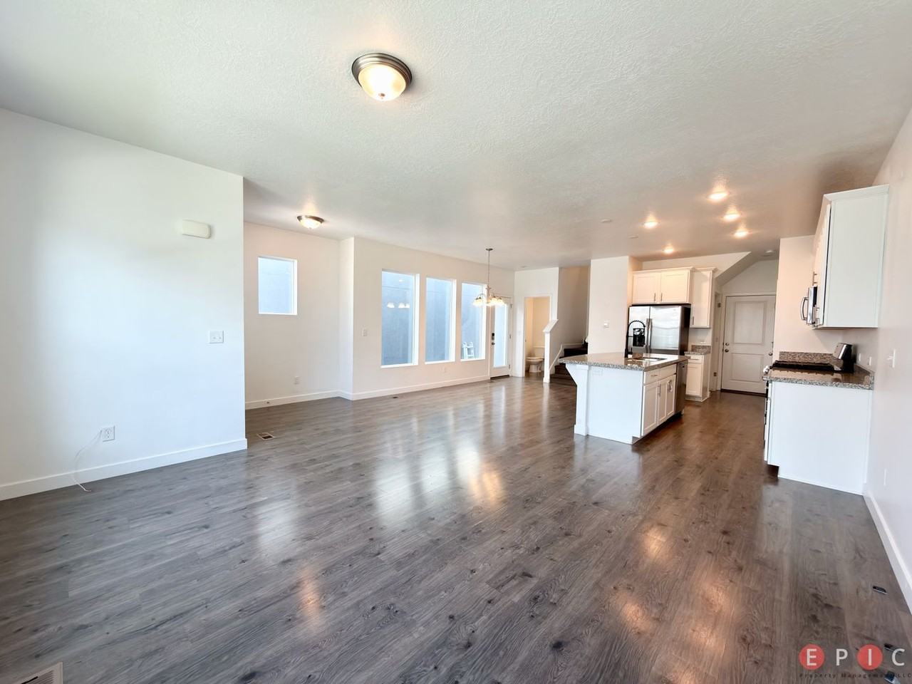 4430 W 2550 N - Photo 2 of 47