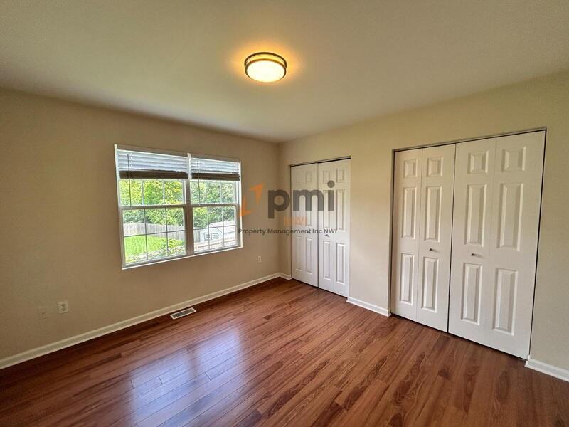 4842 93Rd Terrace - Photo 7 of 17