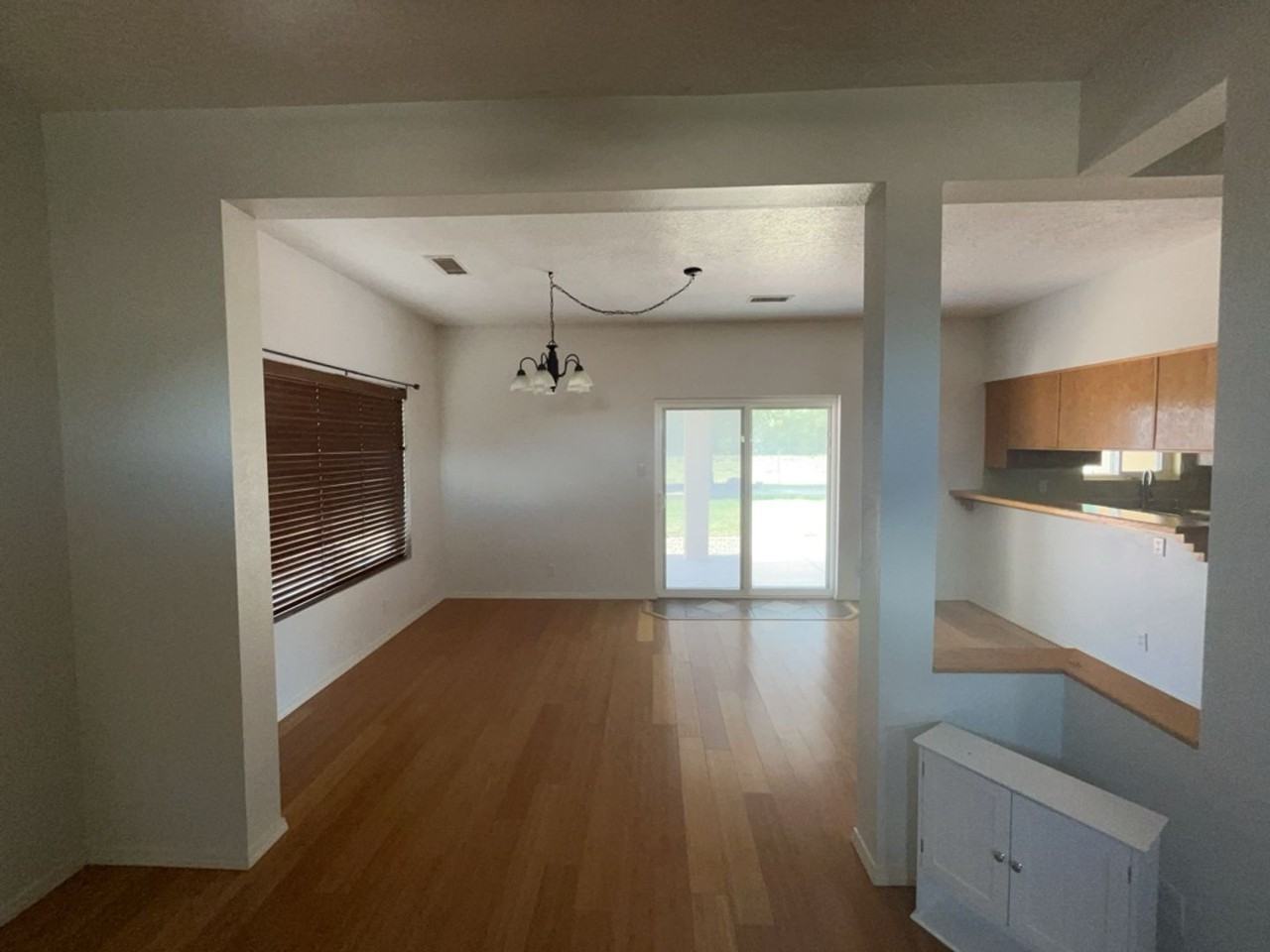 429 Tome Hill Ave Se - Photo 5 of 25