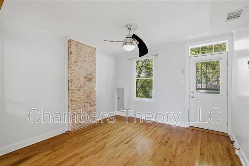 1535 Constitution Ave Ne - Photo 5 of 34