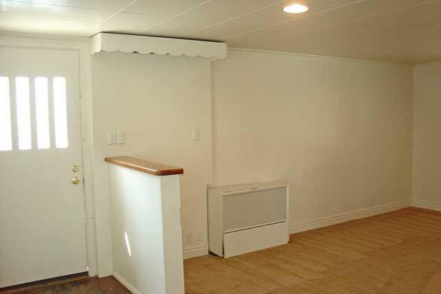 141 1/2 Broadwater Ave - Photo 3 of 6