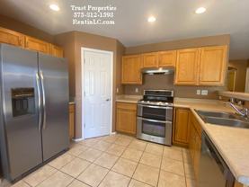 5195 Arena Dr - Photo 1 of 1