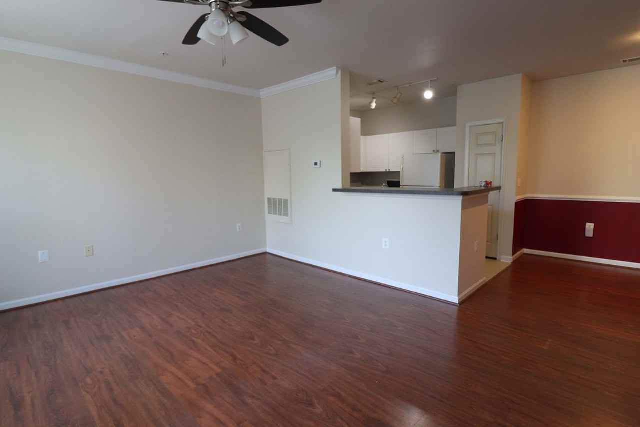 11391 Aristotle Dr - Photo 5 of 25