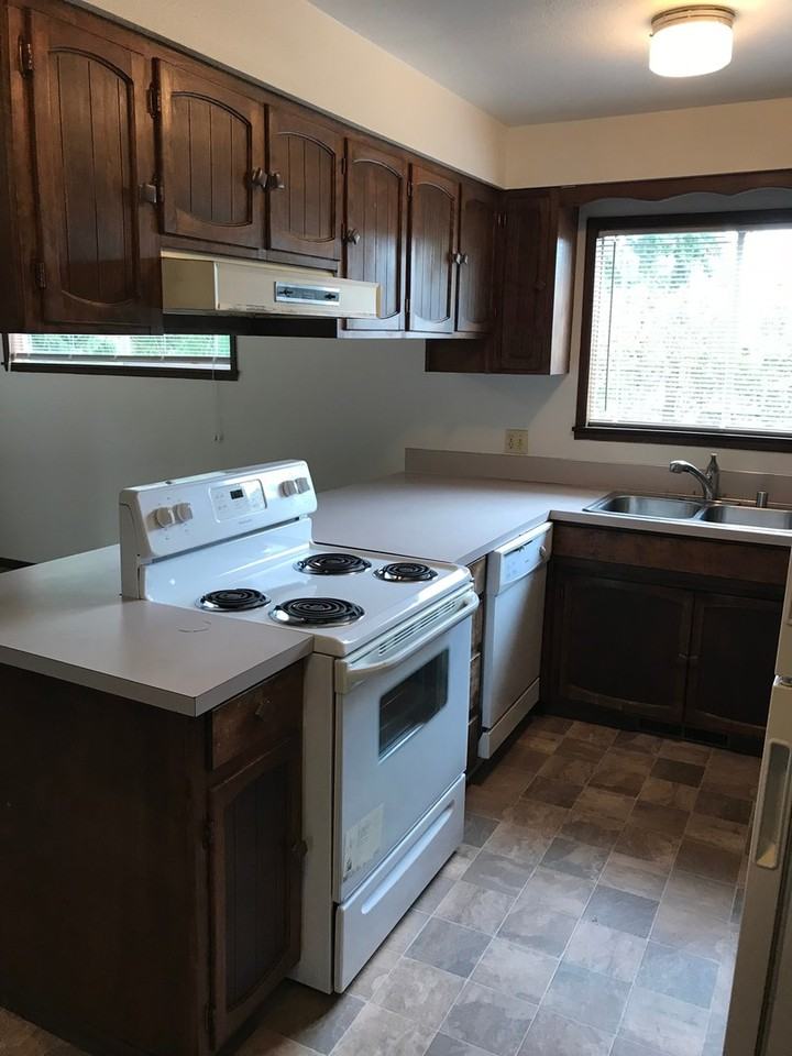 3329 Northwest Ave - Photo 2 of 10