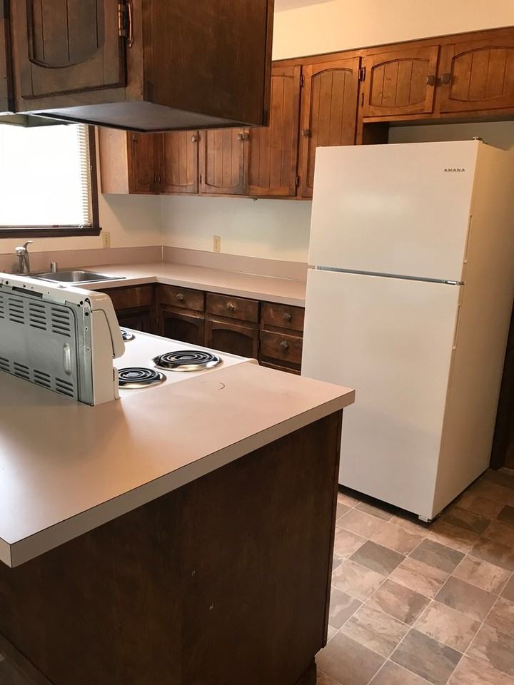 3329 Northwest Ave - Photo 3 of 10