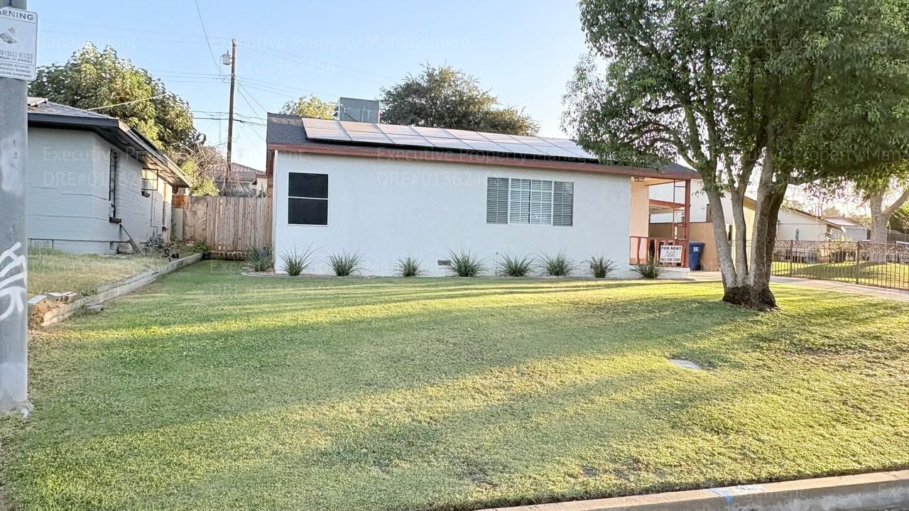 2238 Lindora St - Photo 3 of 42
