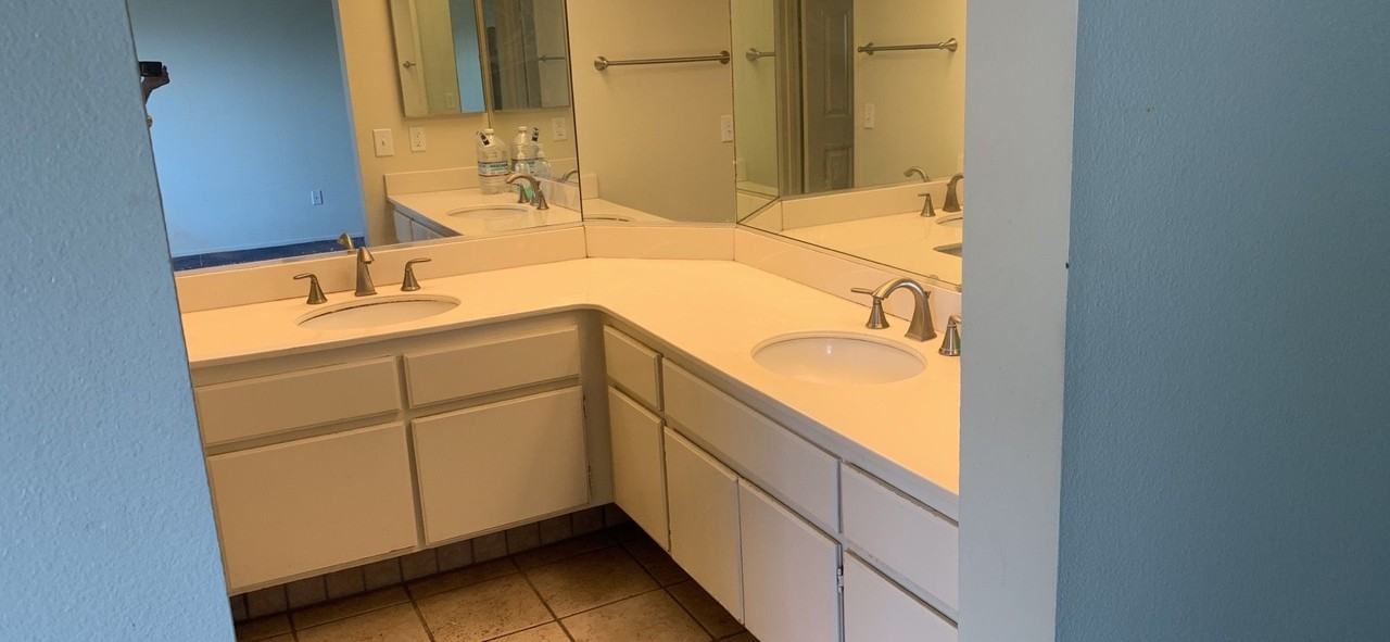7049 Arlington Pl - Photo 7 of 42