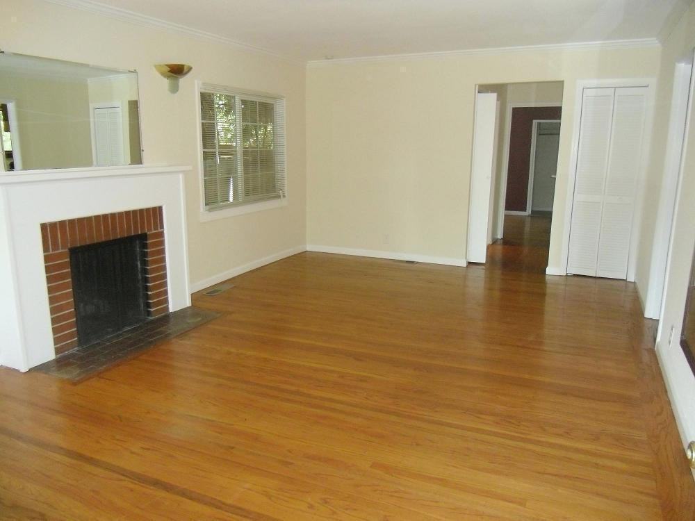 20900 Birch St - Photo 2 of 9