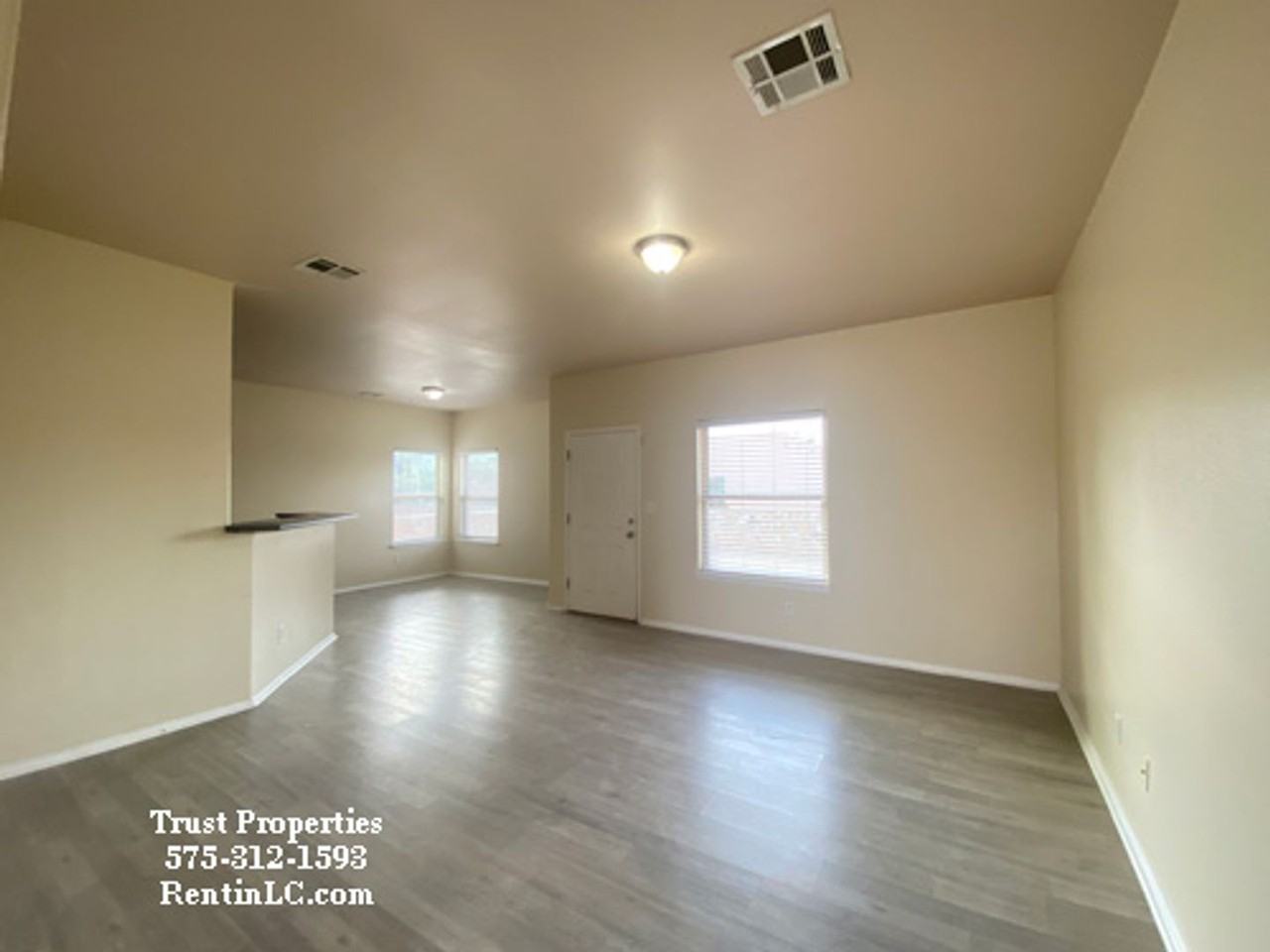 5565 Gobi Ln - Photo 2 of 10