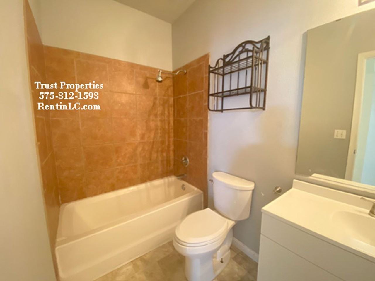 5565 Gobi Ln - Photo 4 of 10