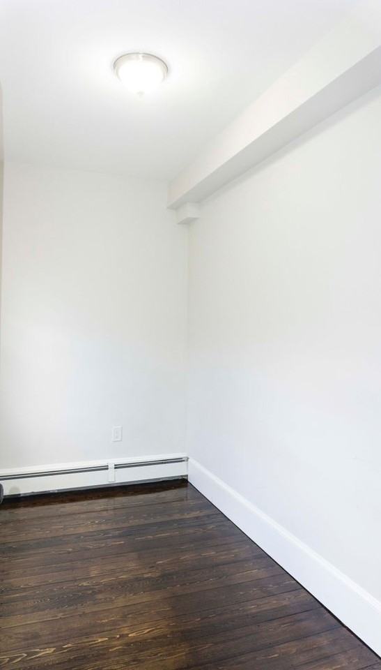 3151 Washington St - Photo 5 of 9