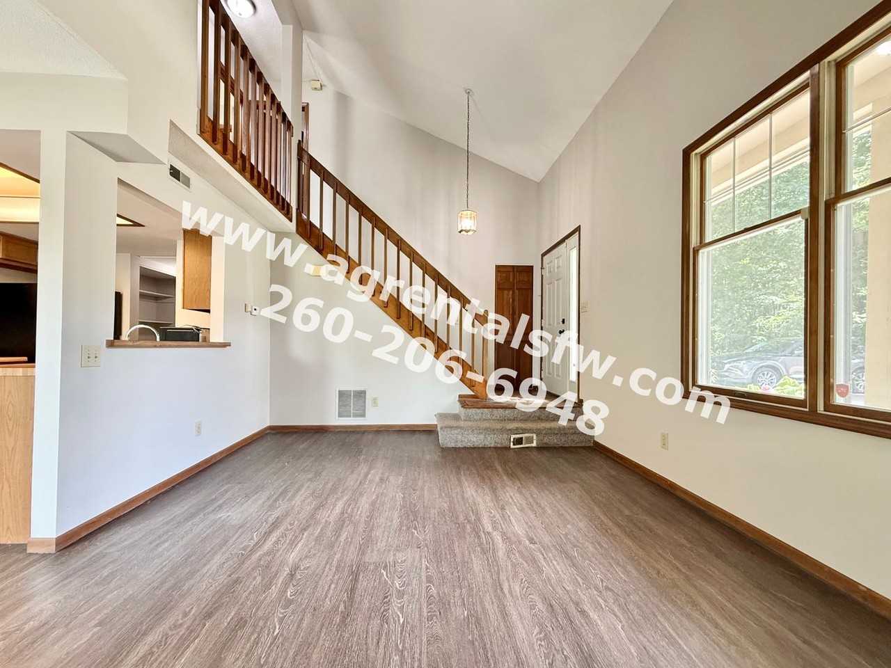 4221 Crofton Ct - Photo 3 of 15