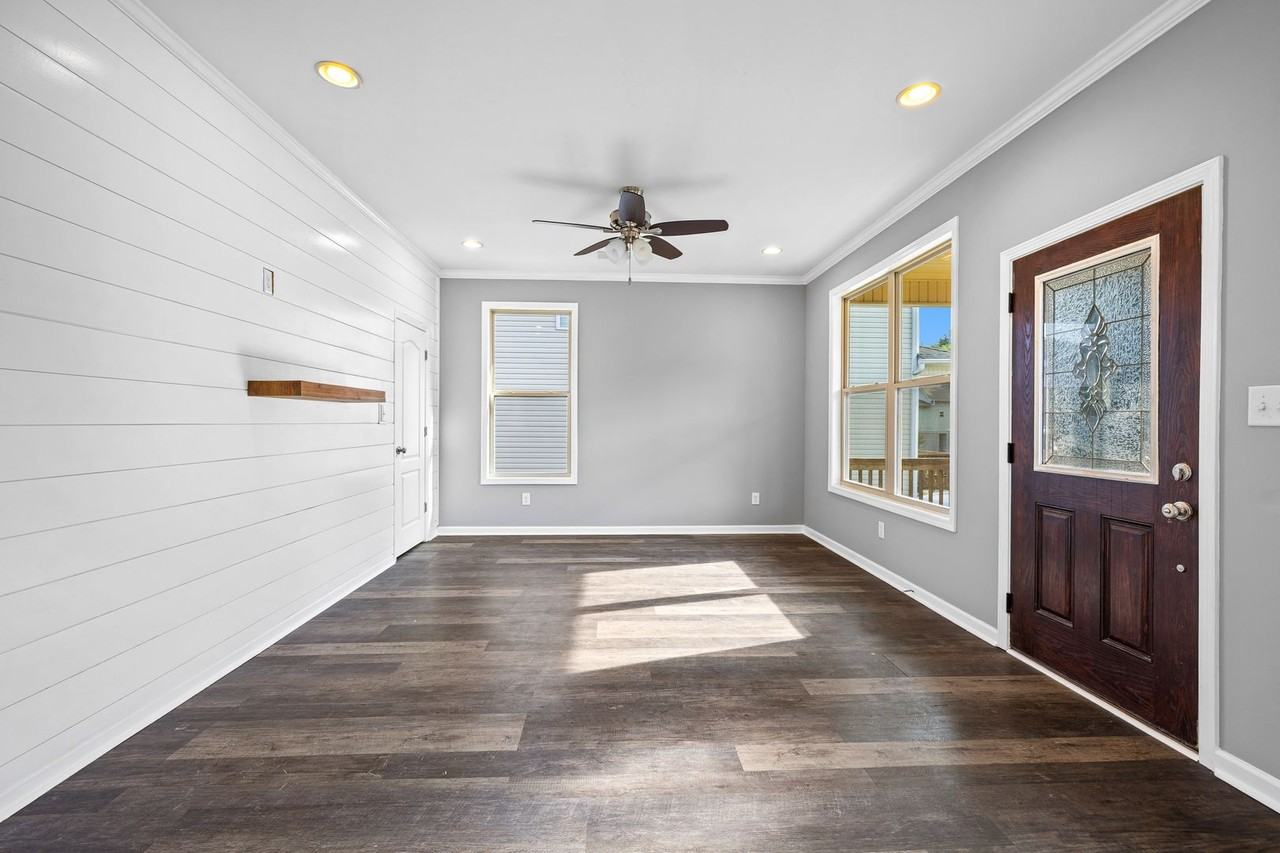 146 Wrightsburg Way - Photo 4 of 19