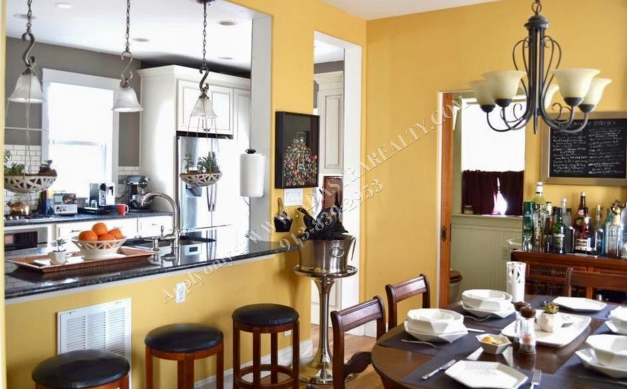 4005 Genessee St - Photo 5 of 15