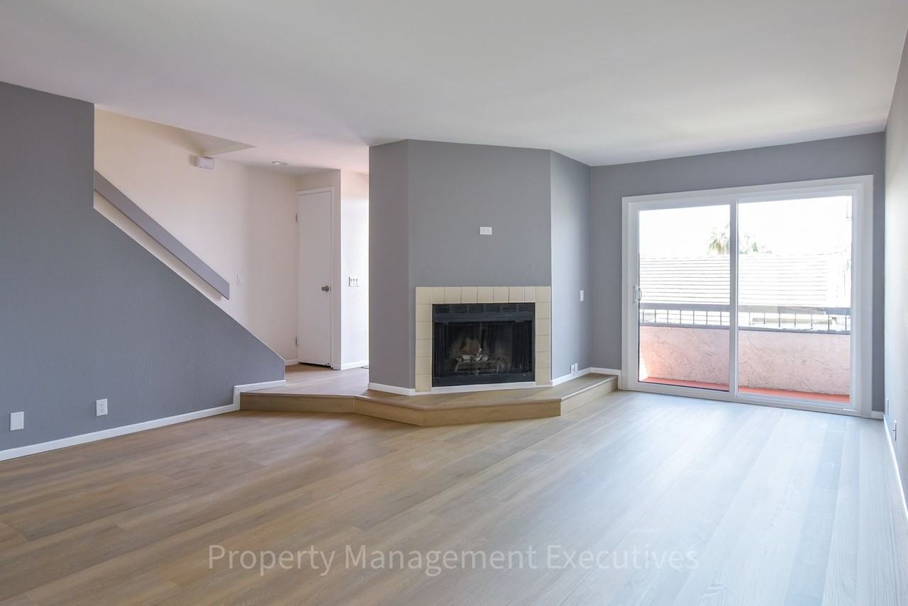 3444 Pringle St #15 - Photo 4 of 32