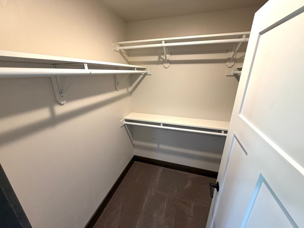 2865 Ashley Ave - Photo 7 of 15
