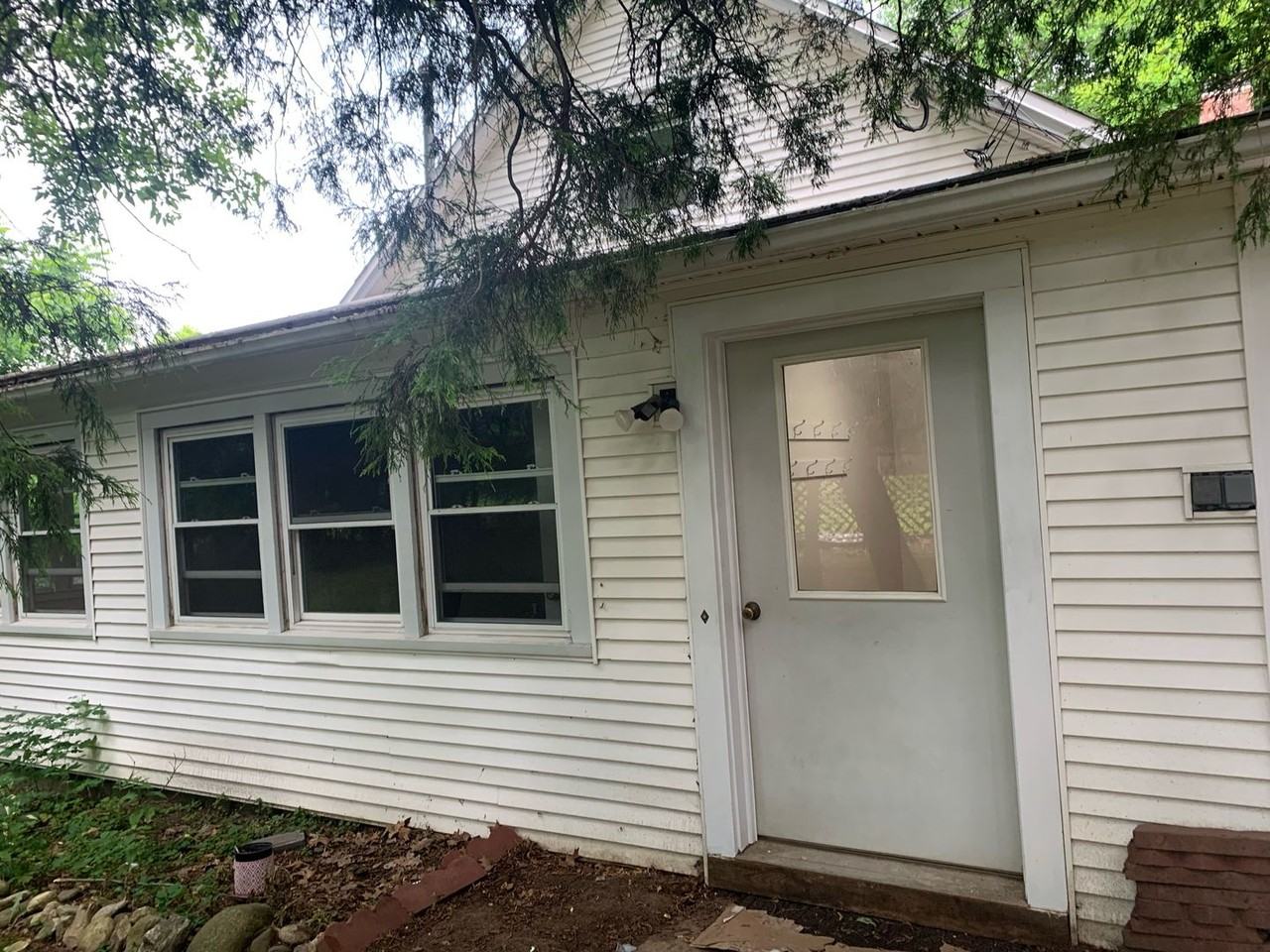 416 Old Montague Rd - Photo 5 of 6