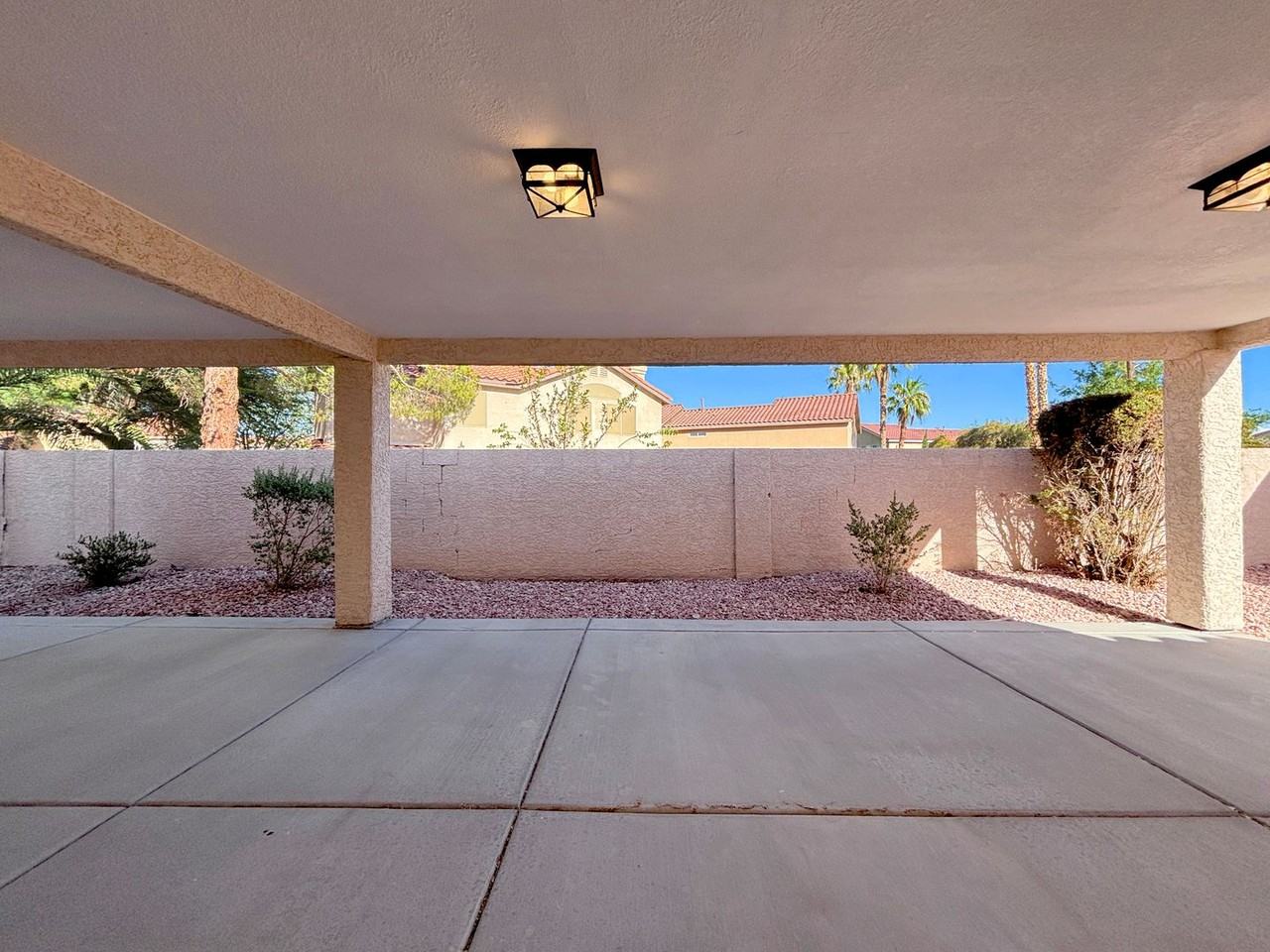 1724 Mexican Poppy St - Photo 5 of 27