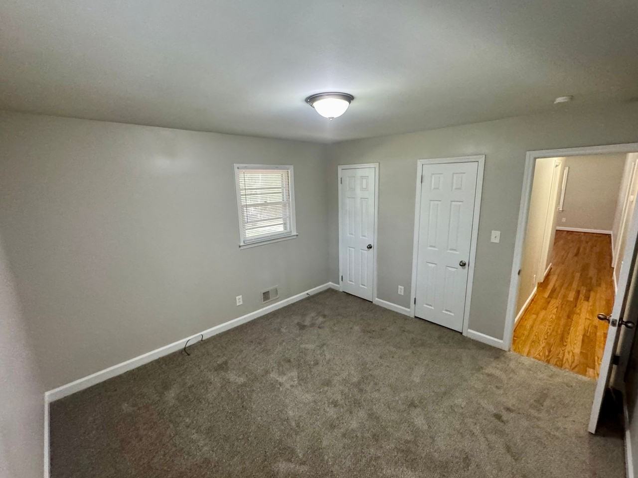 505 Locust Ln - Photo 6 of 9