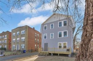 featured image of 214 Westland St