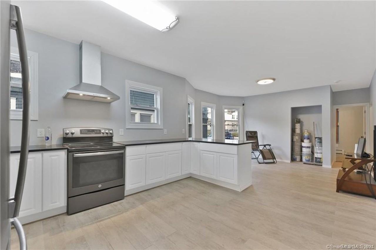 214 Westland St - Photo 2 of 10