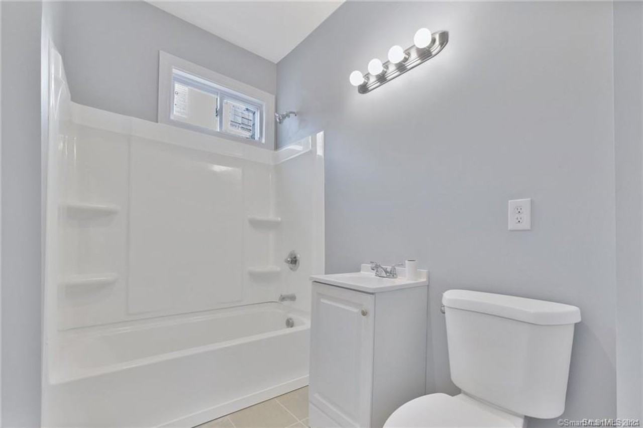 214 Westland St - Photo 5 of 10