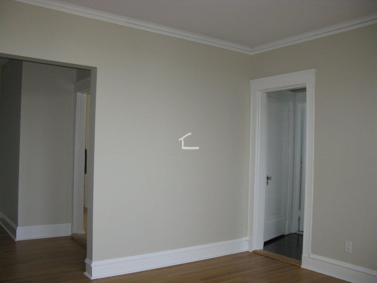 2041 Commonwealth Ave - Photo 3 of 8